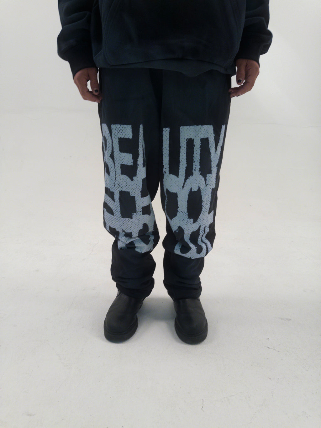 WDATBG SWEATPANTS