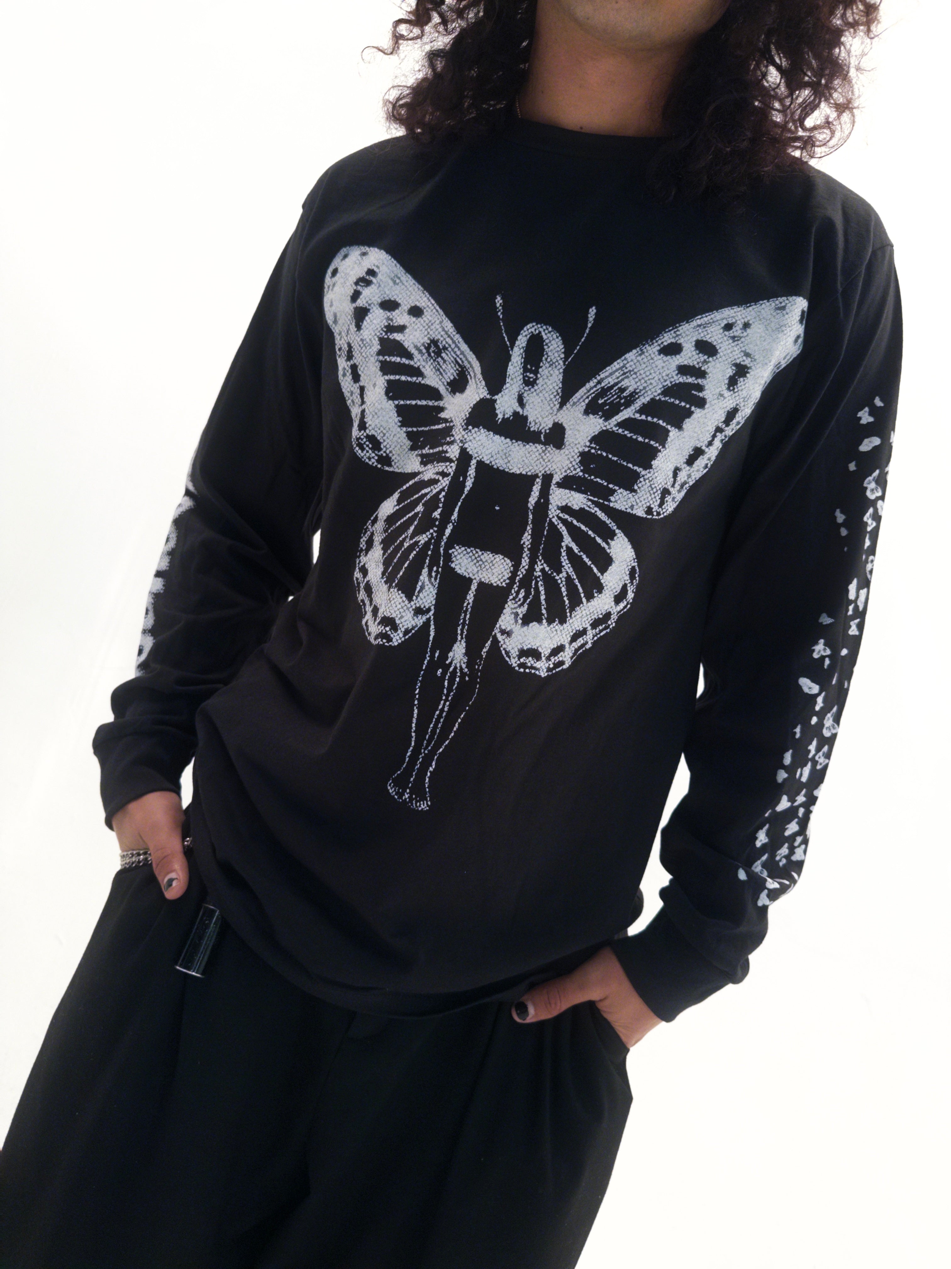 BUTTERFLY LONG SLEEVE